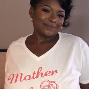 Meet your Posher, Vanessa